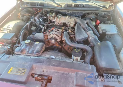 2006 Mercury Grand Marquis Ls from USA, damaged, VIN 2MEFM75V26X655247